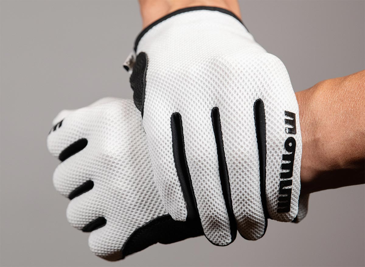 momum SHIRO Racing Gloves